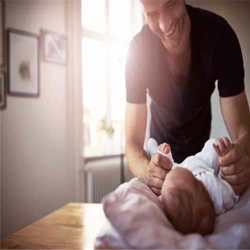 宝宝枕秃是正常还是缺钙怎么预防宝宝枕秃